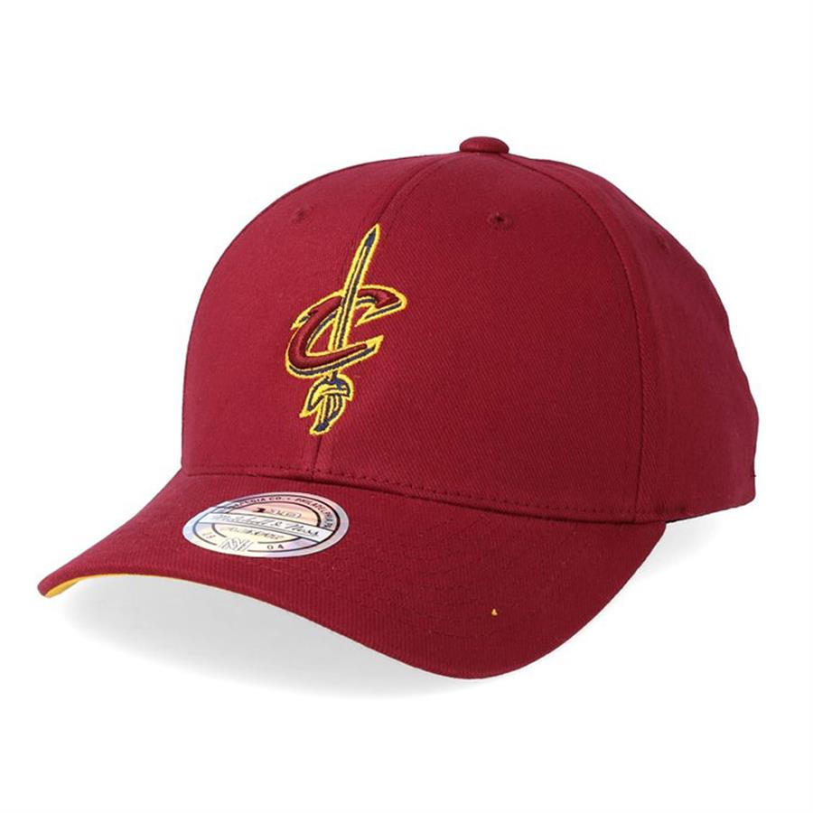 Mitchell & Ness CLEVELAND CAVALIERS NBA Low Pro 110 Cap weinrot