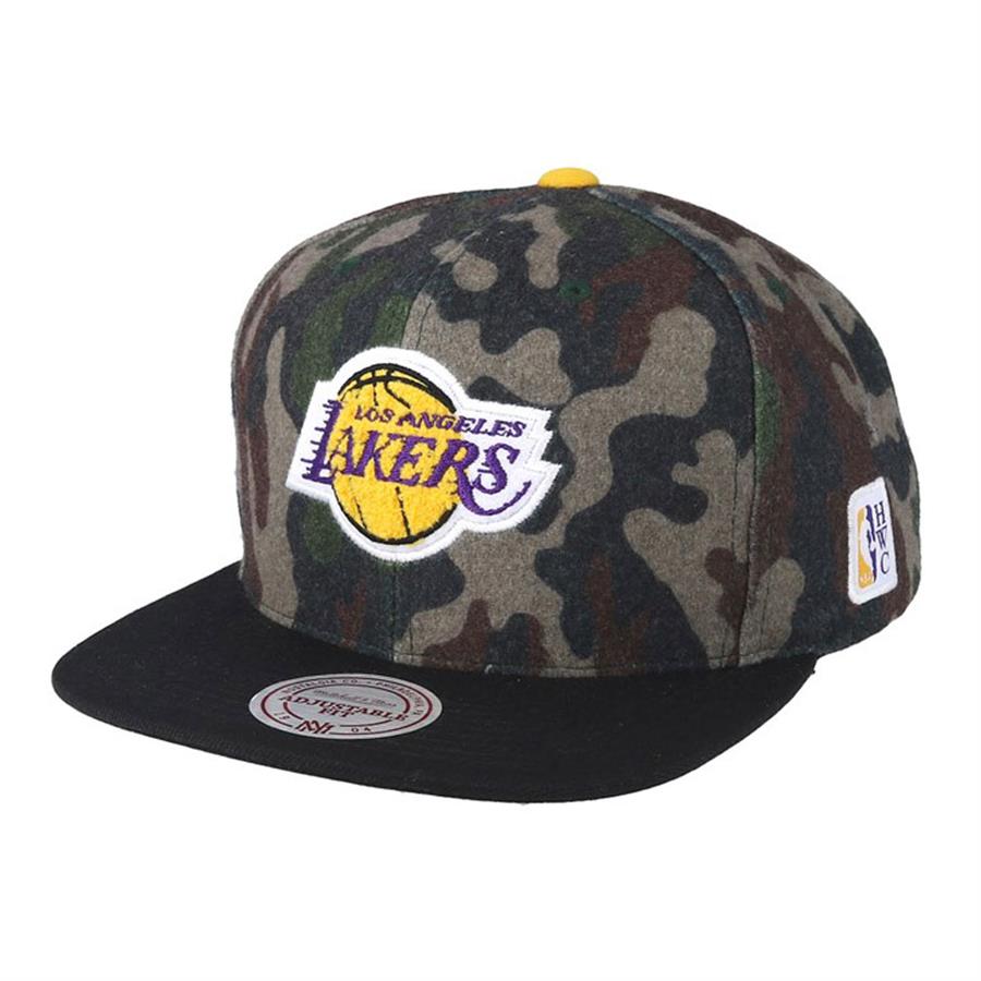 Mitchell & Ness LOS ANGELES LAKERS HWC Camo Flannel Cap camo