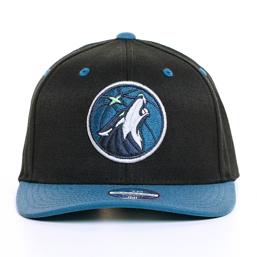 Mitchell & Ness 110 MINNESOTA TIMBERWOLVES Curved 2 Tone NBA Cap navy