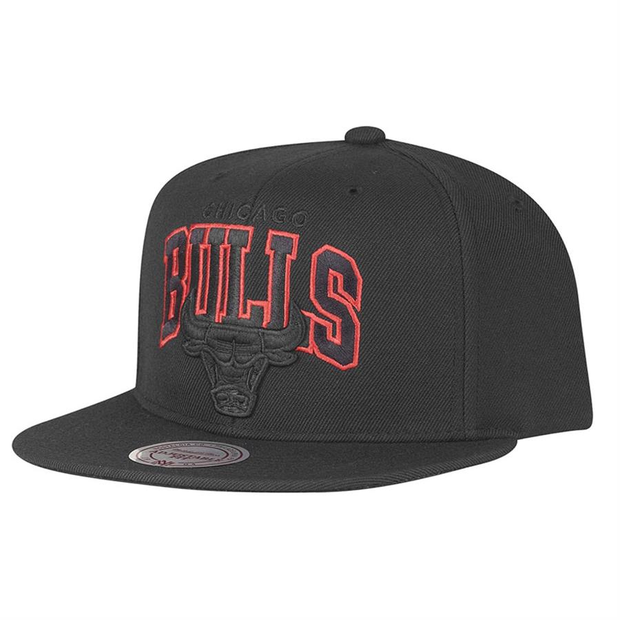 Mitchell & Ness CHICAGO BULLS Red Pop Team Arch Cap schwarz