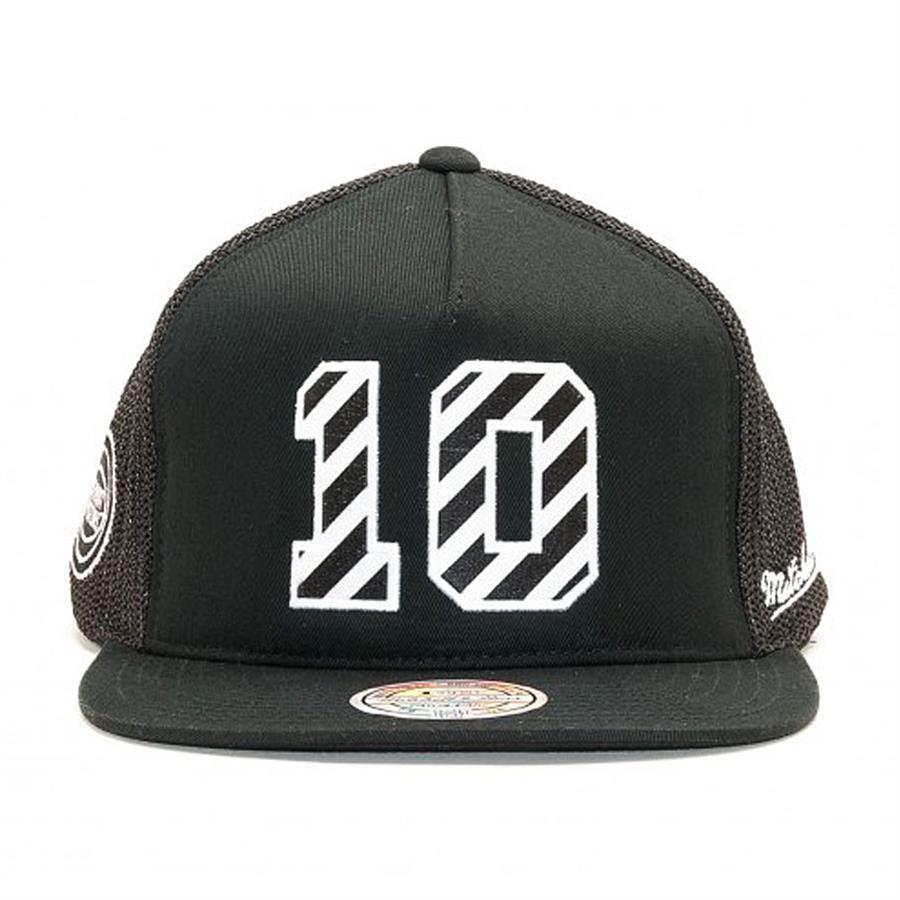 Mitchell & Ness 110 DETROIT PISTONS HWC N&N Trucker Cap schwarz