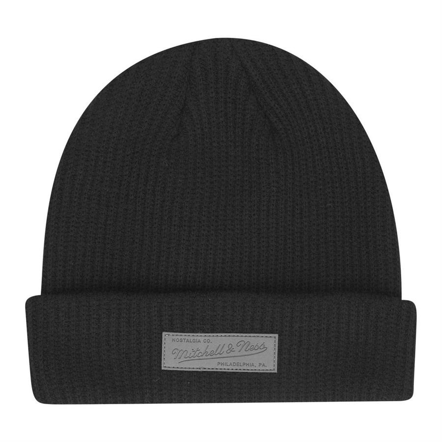 Mitchell & Ness Beanie Knit Leather Patch Campus schwarz
