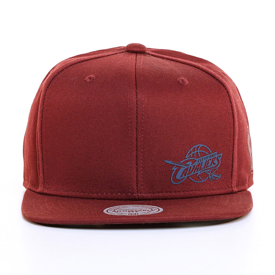 Mitchell & Ness CLEVELAND CAVALIERS Absolute Cap weinrot