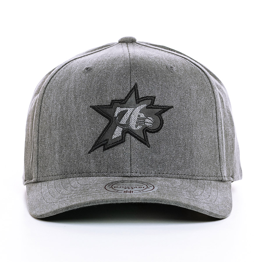 Mitchell & Ness PHILADEPHIA 76ers HWC Washed Heather Cap black