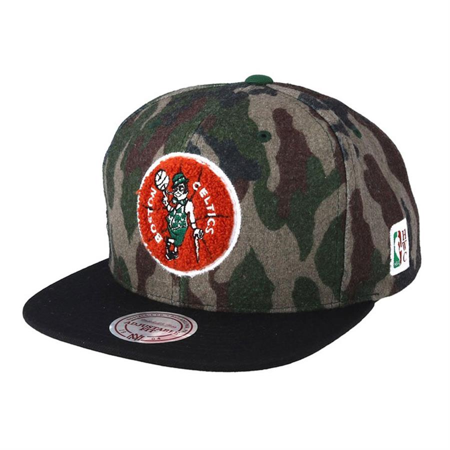Mitchell & Ness BOSTON CELTICS HWC Camo Flannel Cap camo