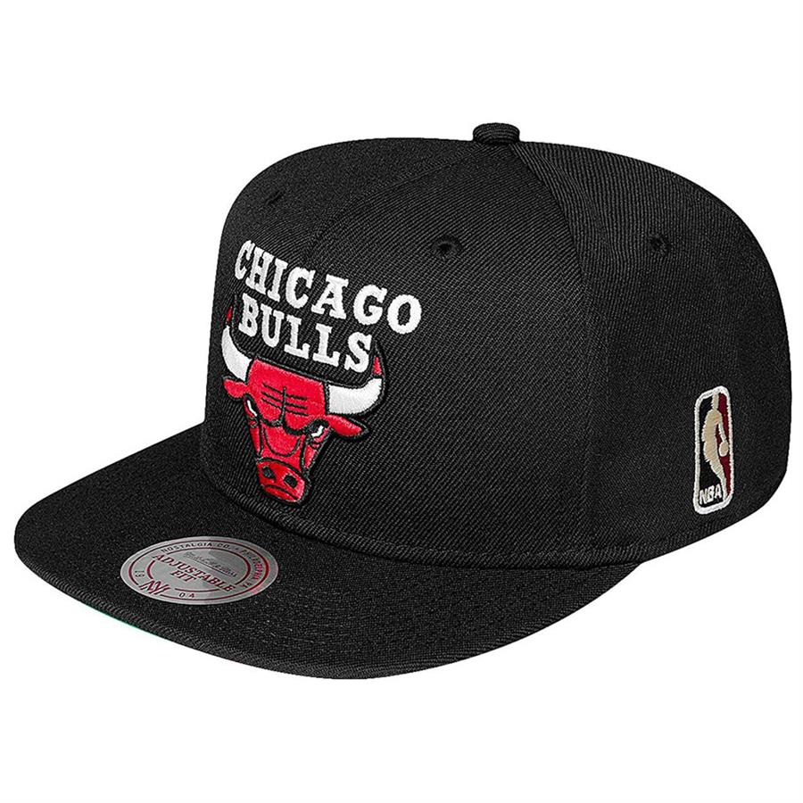 Mitchell & Ness CHICAGO BULLS Wool Solid 2 Cap schwarz