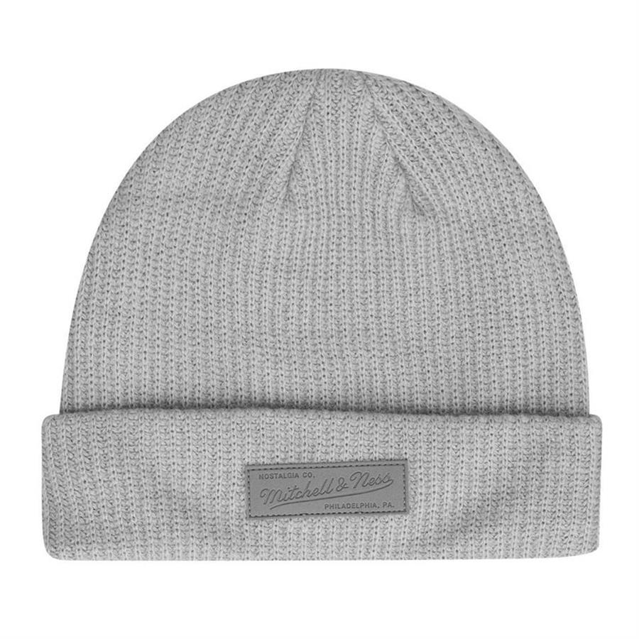 Mitchell & Ness Beanie Knit Leather Patch Campus grau